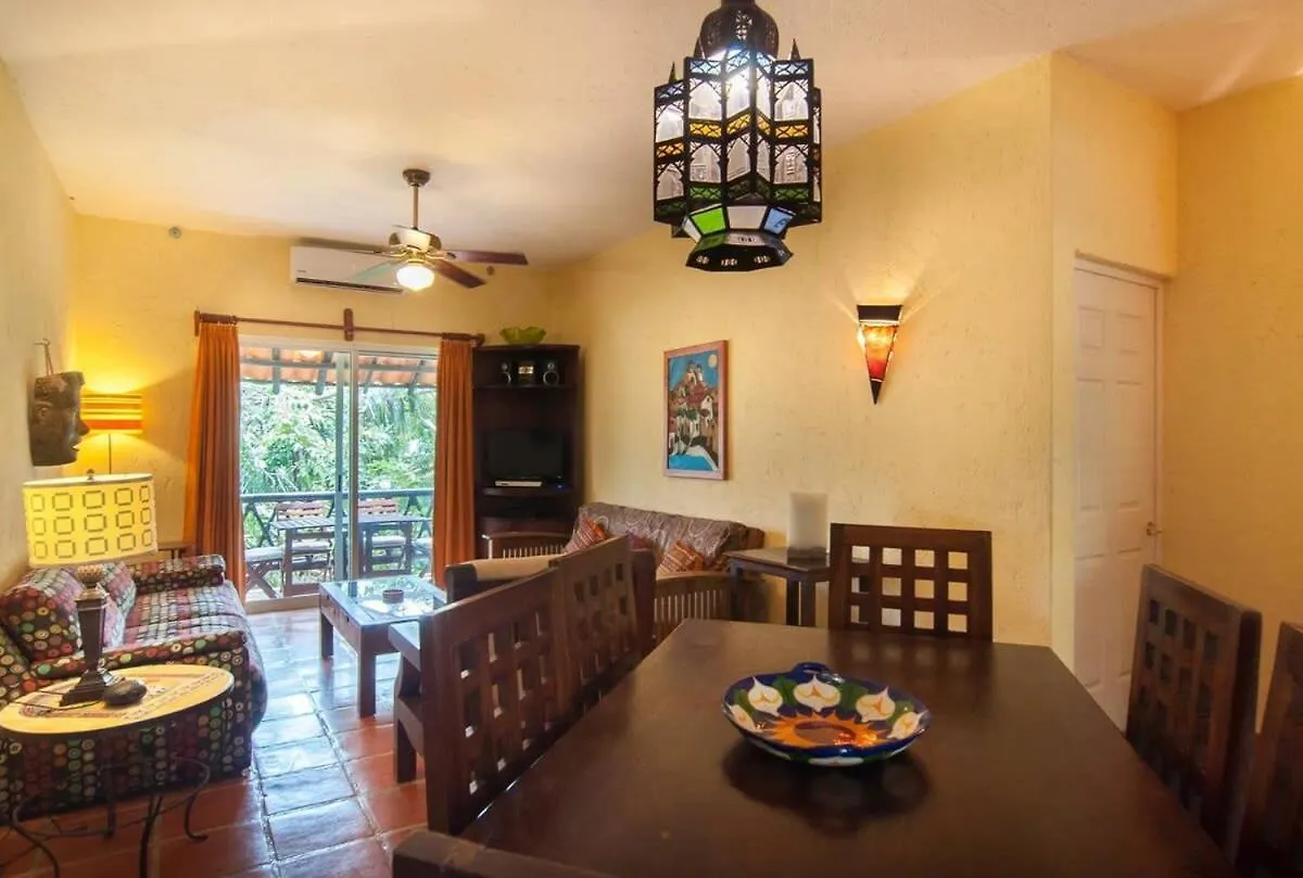 Charming Authentic Mexico-Walk To Beach & 5Th Ave! Playa del Carmen