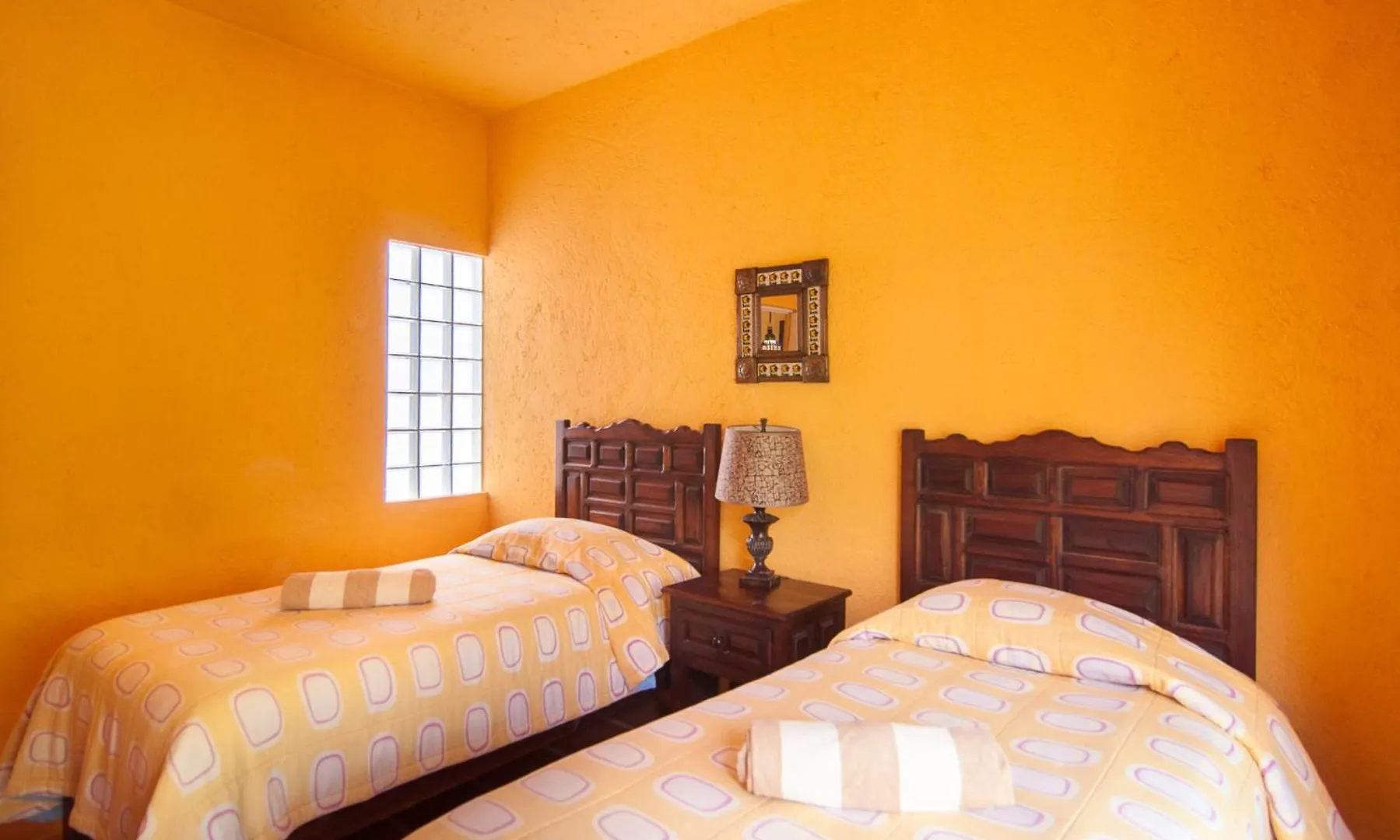 Semesterbostad Charming Authentic Mexico-Walk To Beach & 5Th Ave! Playa del Carmen Mexiko