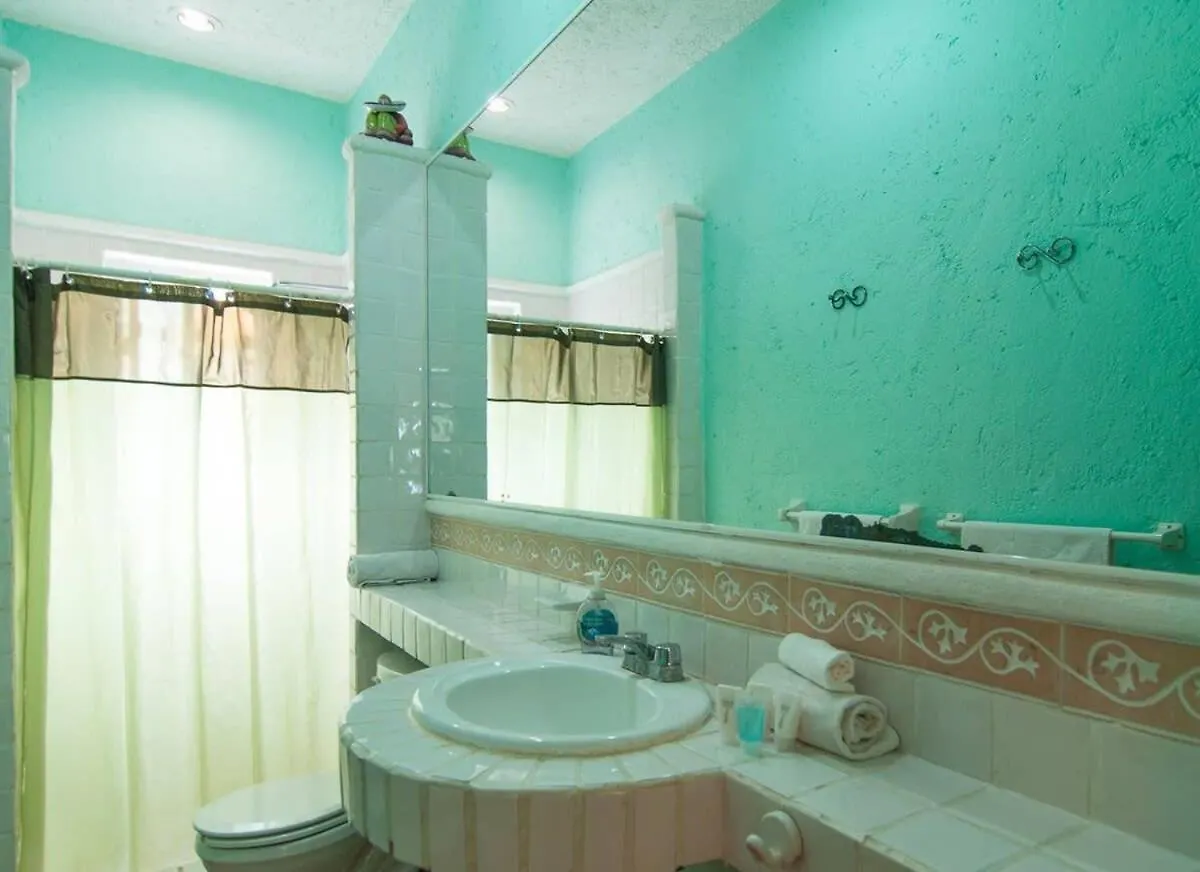 Charming Authentic Mexico-Walk To Beach & 5Th Ave! Playa del Carmen 0*,  Mexico
