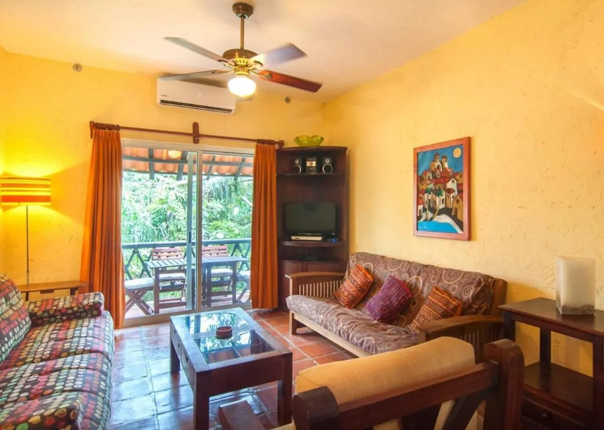 Charming Authentic Mexico-Walk To Beach & 5Th Ave! Playa del Carmen
